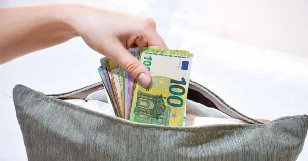 7 ideas de escondites para esconder tu dinero en casa