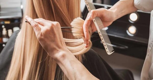 7 preguntas imprescindibles que deberías empezar a hacerle a tu peluquero