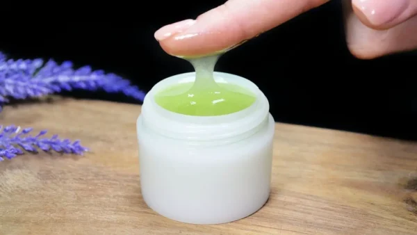 Aplícalo sobre las arrugas todas las noches, desaparecerán en pocos días: mejor que un cirujano