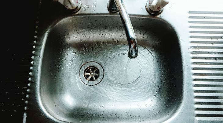 Fregadero de acero inoxidable