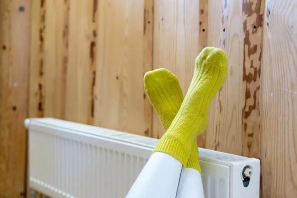 ¿Cómo ahorrar calefacción sin pasar frío constantemente?