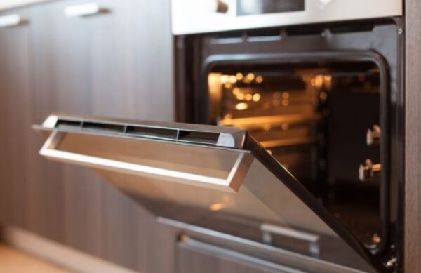 Cómo eliminar los malos olores en el horno en 5 minutos y sin esfuerzo | Un truco
