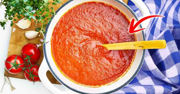 ¿Cómo hacer una sabrosa salsa de tomate? Añade este increíble ingrediente. Esta es la única manera de prepararlo de ahora en adelante.