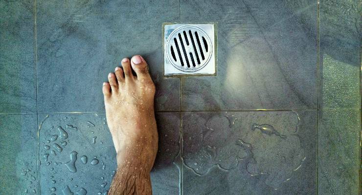 Limpiar el plato de ducha