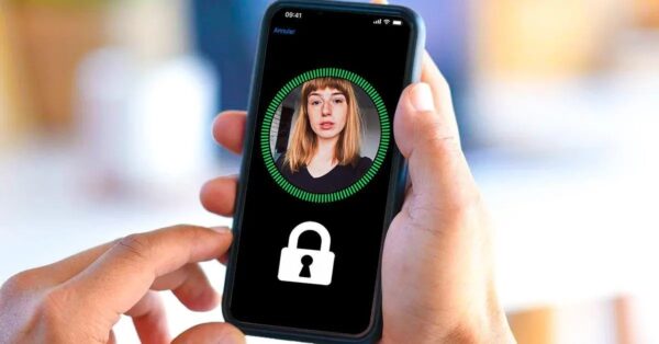 Cómo ver a las personas que intentan desbloquear su teléfono inteligente: su teléfono les tomará una foto
