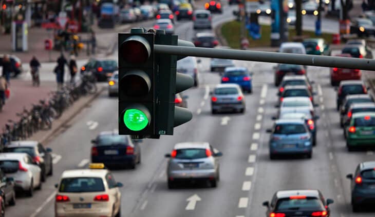 El semáforo se enciende en verde