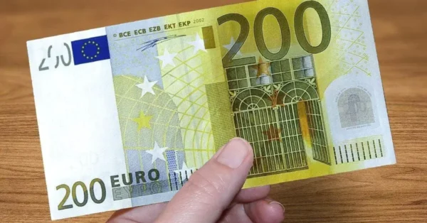 Consejos y trucos para ahorrar dinero a fin de mes