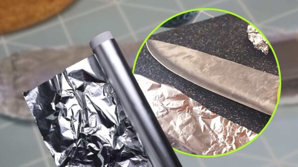 Cuchillos afilados, el viejo truco del papel plateado: ahora funcionarán mucho mejor