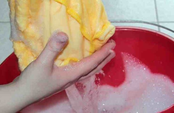 Dile adiós a la suciedad de los suelos de terracota gracias a esta mezcla superpotente