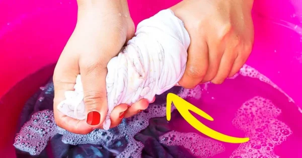 El truco infalible para quitar el olor a sudor de la ropa: solo tienes que utilizar este producto que tienes en casa