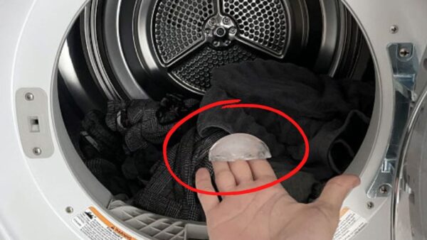 Hielo en la secadora, el procedimiento secreto de toda colada