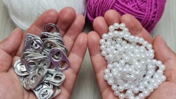 Increíble lo que puedes crear con un par de cuentas y pestañas de lata.