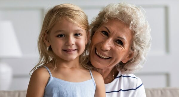 La importancia de la abuela materna en la vida de los nietos