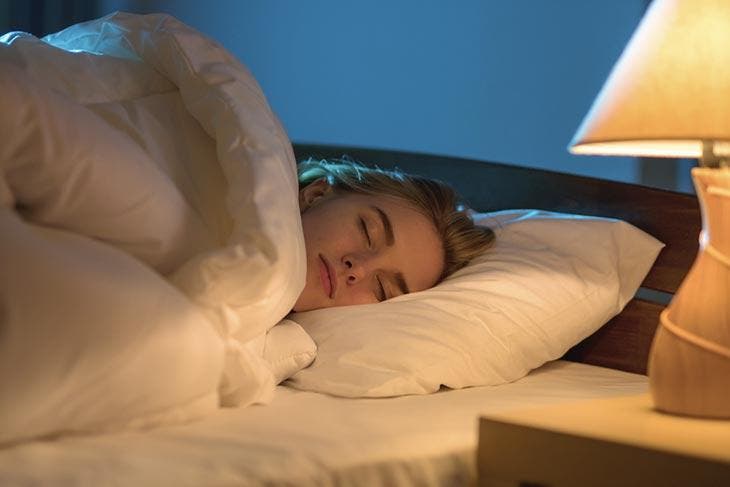 Cúbrete bien por la noche