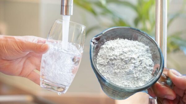 Mezcla agua con cemento, cuando veas lo que pasa querrás hacerlo cada vez