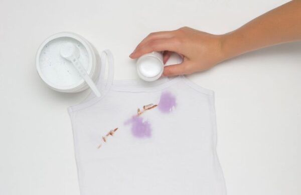 Mezcla estos 3 ingredientes y obtendrás una mezcla quitamanchas muy potente