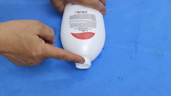 No tires los botes de champú viejos, son muy útiles en casa reutilizados así