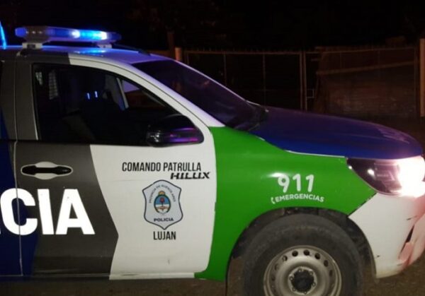 Otro brutal femicidio en el país:  asesinó salvajemente a puñaladas a su pareja de 33 años delante de sus 4 hijos 