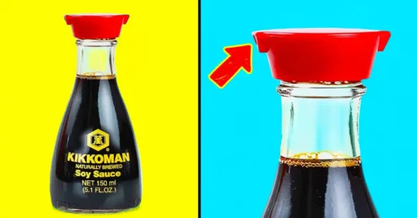 ¿Para qué sirve el segundo agujero en la salsa de soja? Los asiáticos todavía lo usan