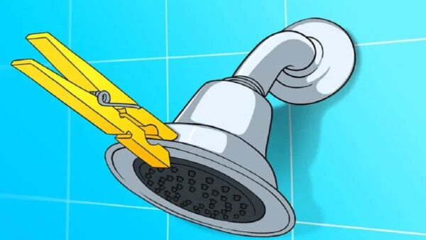 Por qué colgar una pinza de ropa sobre la ducha: una vez que lo sepas, siempre lo sabrás