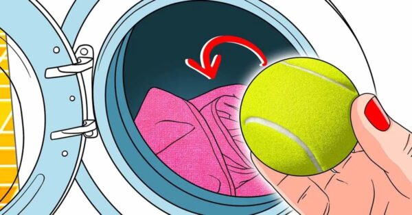 ¿Por qué es inteligente poner una pelota de tenis de lavandería antes de lavarla?