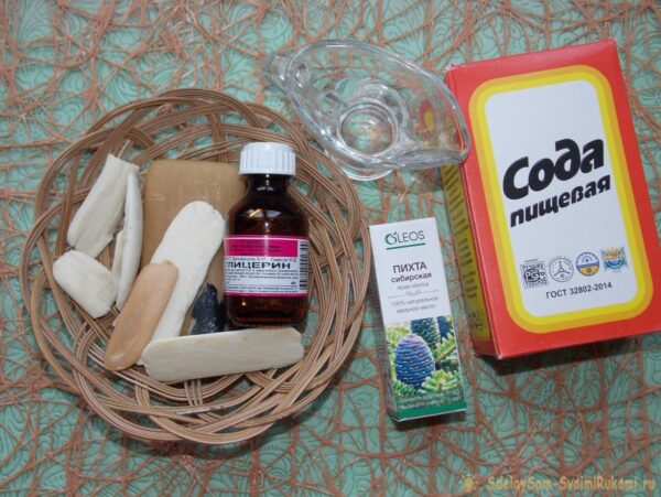 Prueba el desodorante de inodoro hágalo usted mismo para tener siempre un baño perfumado