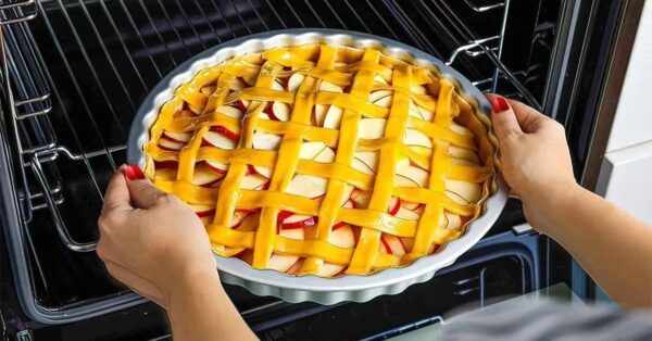 ¿Qué poner en el horno para no quemar el fondo de los pasteles? nadie piensa en eso