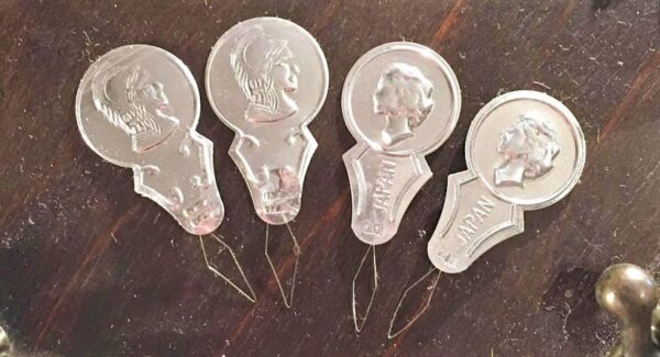 Que es un enhebrador de aguja y cómo se utiliza