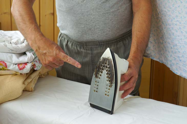 Remedios caseros efectivos para limpiar tu plancha