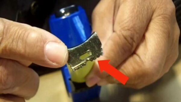 ¿Sabes para qué sirve el agujero al final de la cinta métrica? Oculta una función secreta