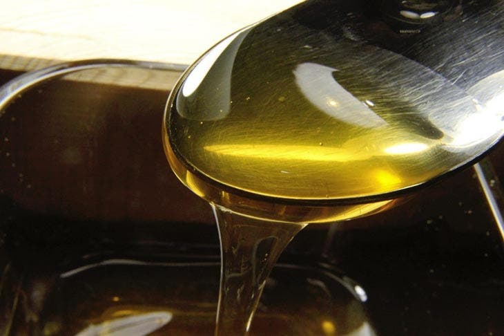 Votre miel a durci ? L’astuce géniale pour le rendre liquide facilement 3 Miel líquida