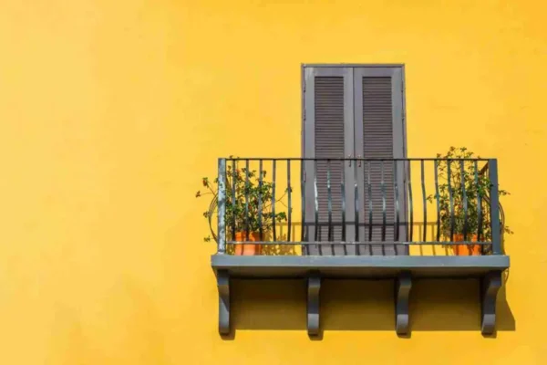 Si tu balcón es pequeño, realzalo así: “¡fantástico!”