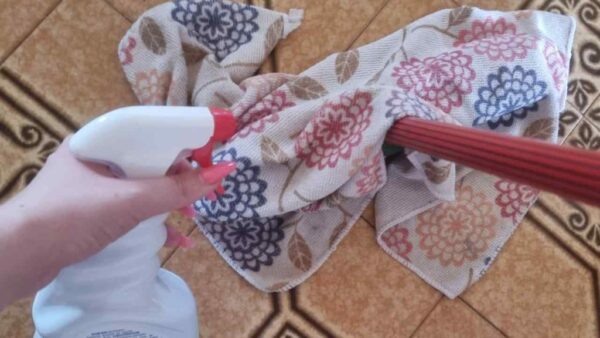 Suelos frescos en verano, puedes decirle adiós al aire acondicionado: rocía esto