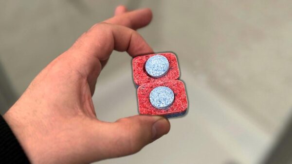 Tira la pastilla del lavavajillas a la ducha: es sorprendente por qué