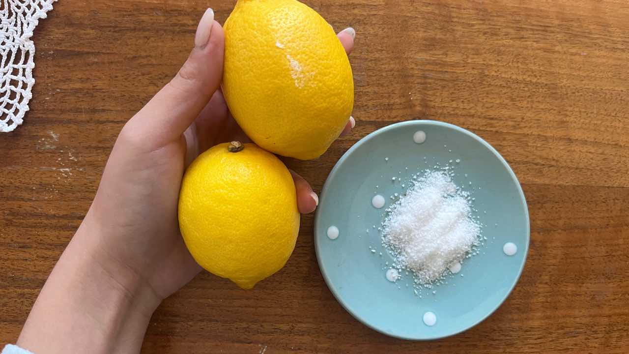 maquillaje de limpieza de baño