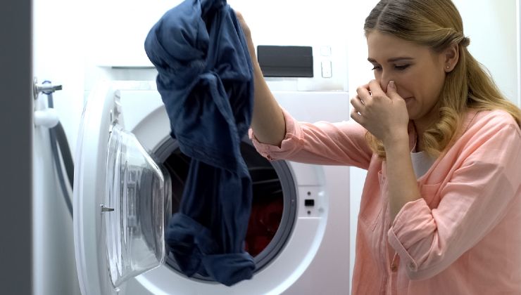 Cattivo odore in lavatrice