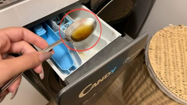 Addio lenzuola stropicciate, ne basta un cucchiaio in lavatrice: 100% naturale