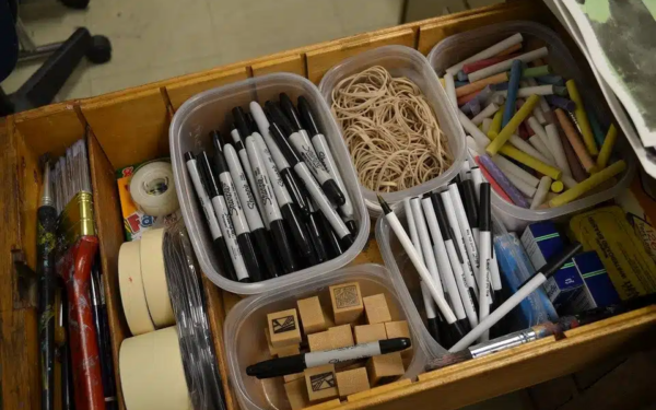 Come lavare e rimuovere la vecchia vernice?