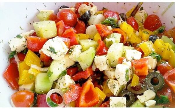 Insalata estiva per perdere peso