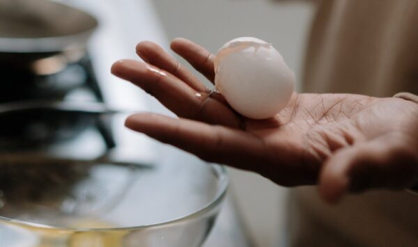 Non butterete mai più i gusci d’uovo: Ecco i modi migliori per utilizzarli!