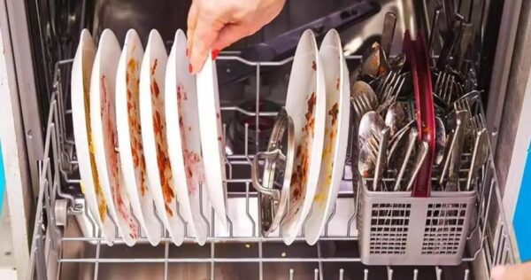 Non farlo mai più: l’errore della lavastoviglie che tutti commettono
