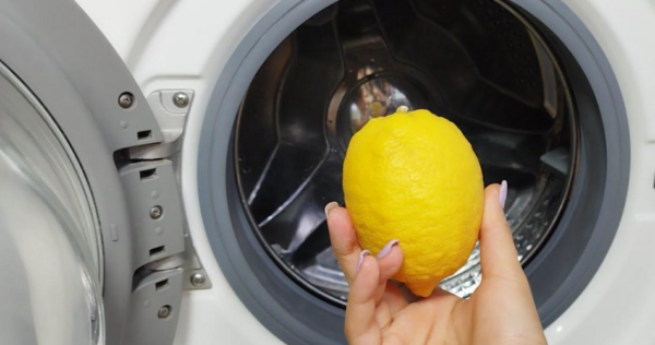 È un segreto che custodiscono anche le vecchie lavanderie: abiti così non li abbiamo mai visti.