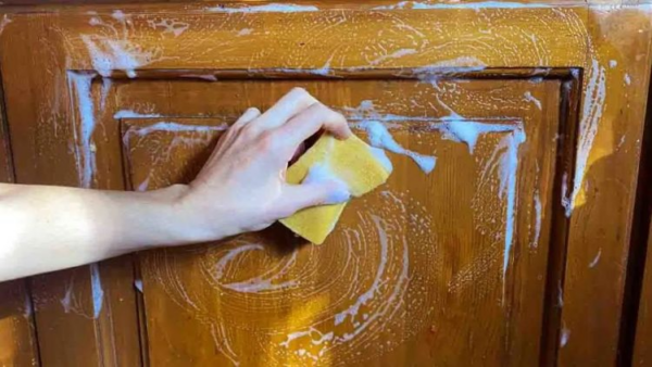 4 dicas para desengordurar móveis de cozinha