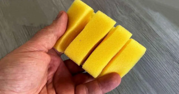 Ao descobrir essa dica, você vai parar de jogar fora esponjas de cozinha velhas