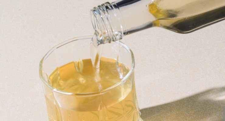 Copo de vinagre branco