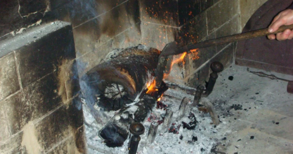 Cinza de lareira: 10 usos alternativos que você absolutamente precisa conhecer