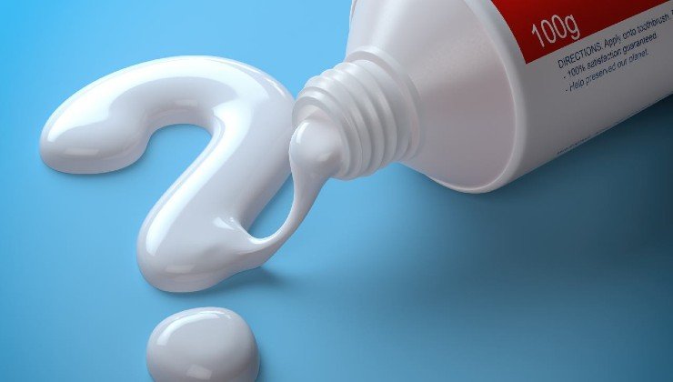 Pasta de dentes para polir cobre