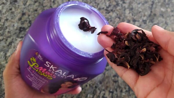 Coloque 1 punhado em seu shampoo de cabelo e você terá o dobro do crescimento