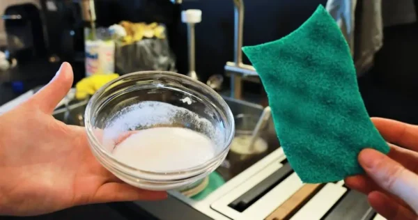 Com este limpador de 2€ você fará brilhar toda a sua casa: nem um vestígio de pó