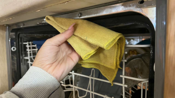 Com este método desconhecido você não secará mais a louça na máquina de lavar louça